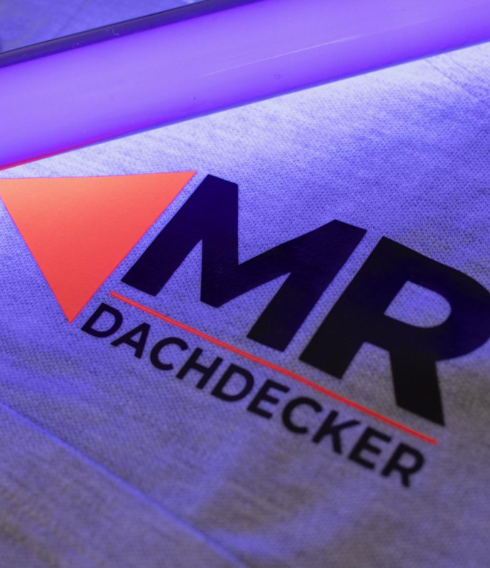 MR Dachdecker Tagesleuchtfarbe 01